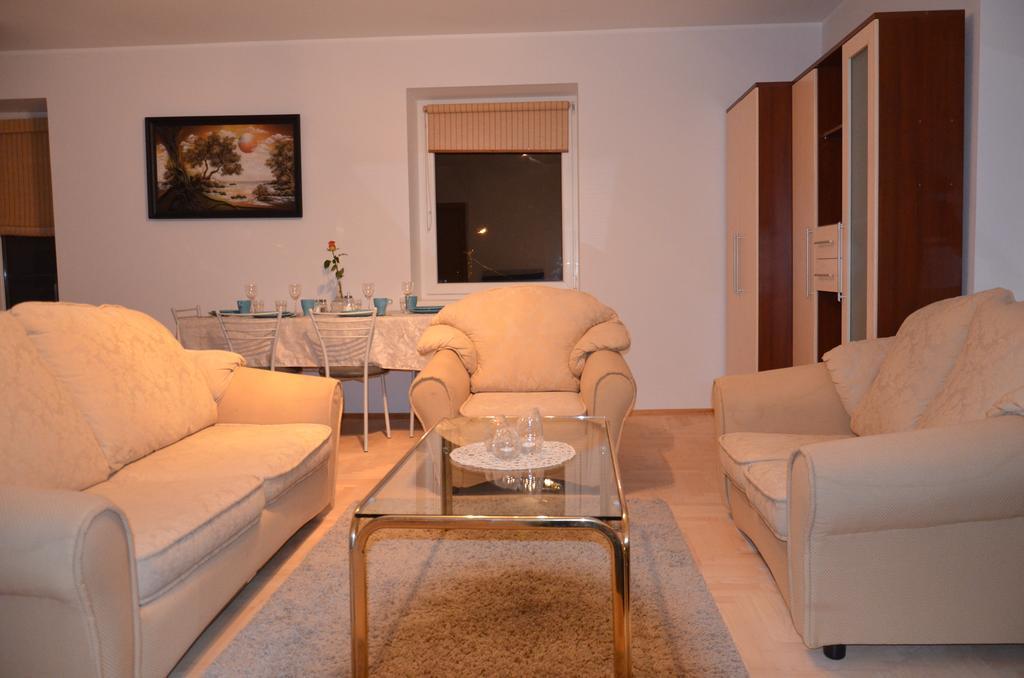 Apartments With Outdoor Spa Jacuzzi And Sauna Wilno Zewnętrze zdjęcie