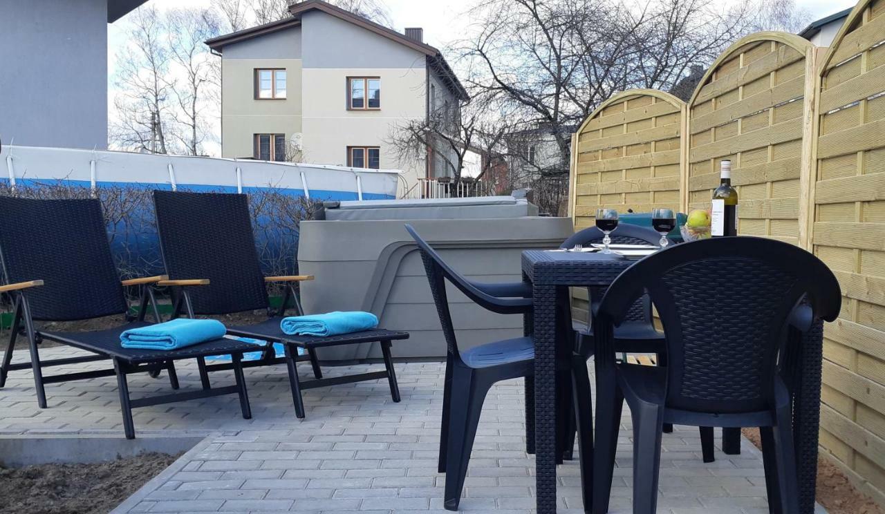 Apartments With Outdoor Spa Jacuzzi And Sauna Wilno Zewnętrze zdjęcie